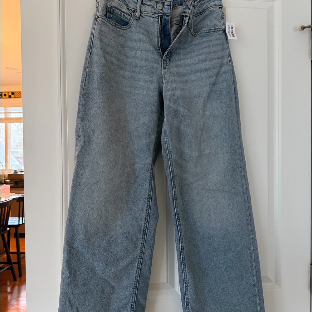 Old Navy wide leg jeans - Picture 2 of 2